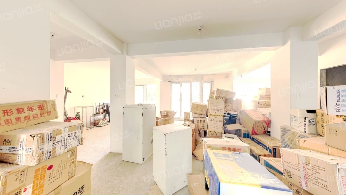 蓝天豪庭二手房实景图