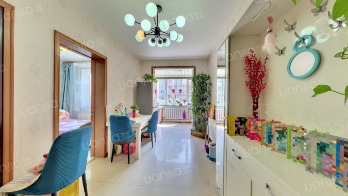 彤利山水绿阁二手房实景图