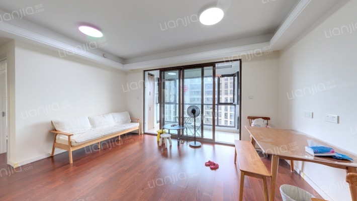 万科天一新著二手房实景图