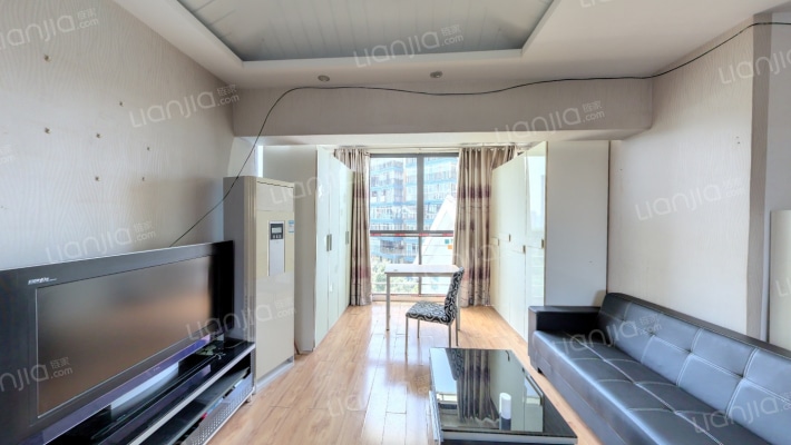 在水一方二手房实景图