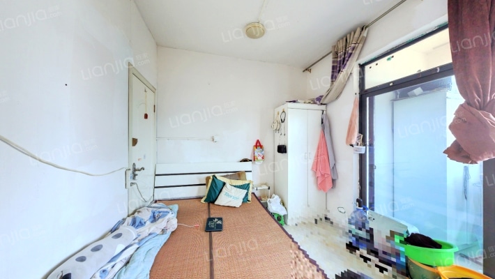 华侨假日中心二手房实景图