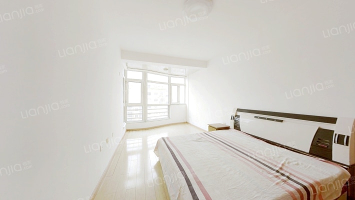 保利颐和家园二手房实景图