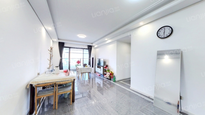 东实旗云花园二手房实景图