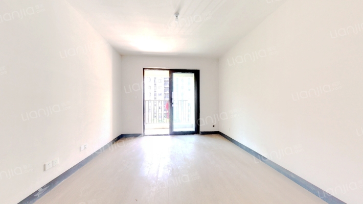 中海·寰湖时代二手房实景图