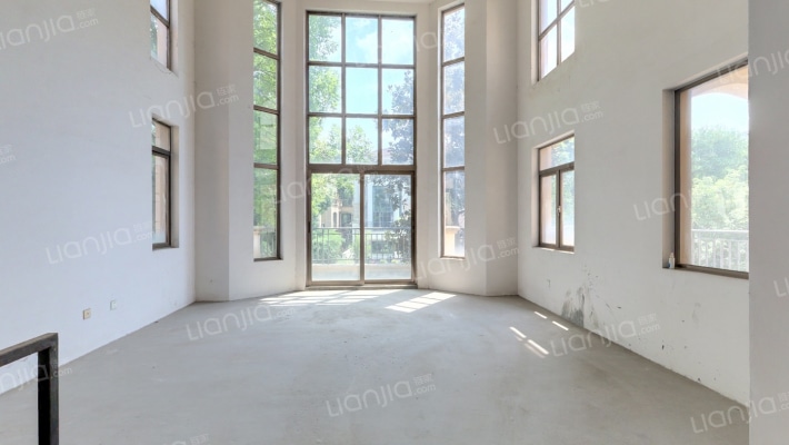 三盛翡俪山二手房实景图