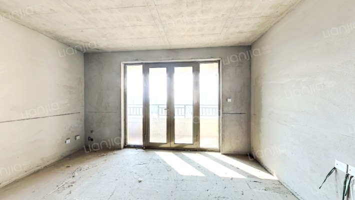 天山熙湖三期二手房实景图