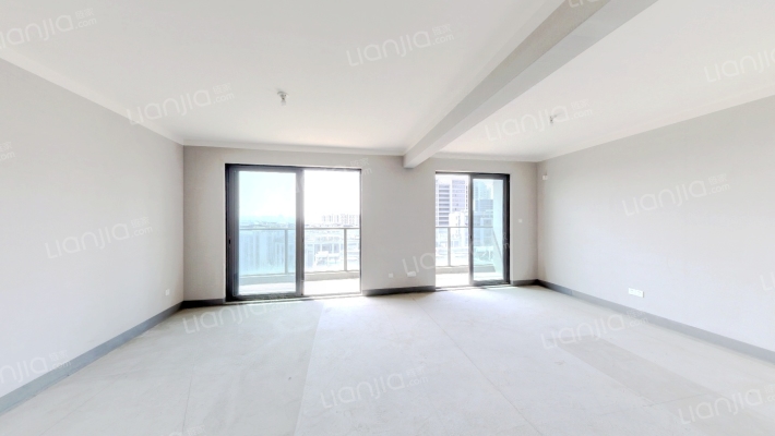 融创惠山映二区二手房实景图