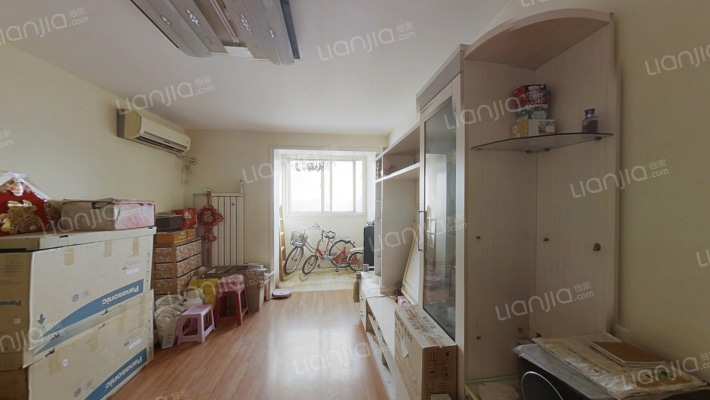 和静家园二手房实景图