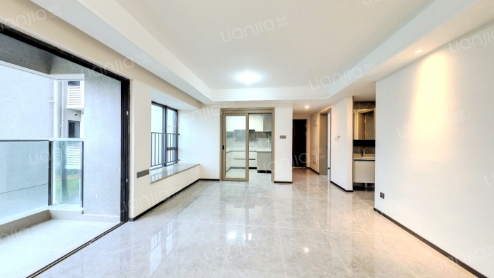 玖悦珑湾二手房实景图