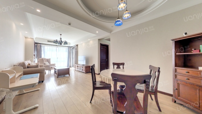 绿地GIC壹期二手房实景图