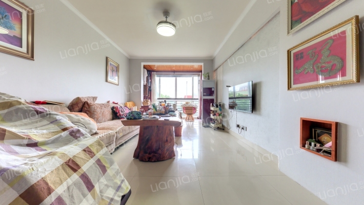 东方虹花苑二手房实景图