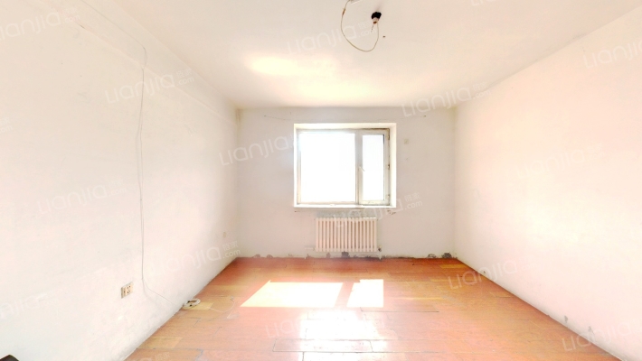 艺体花园二手房实景图