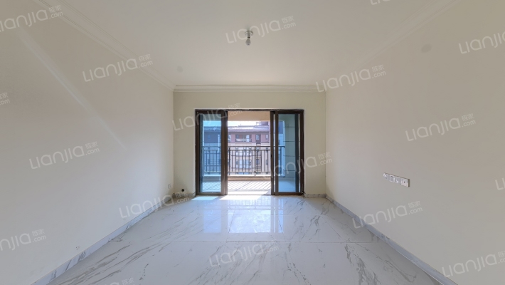 万山湖壹号二手房实景图