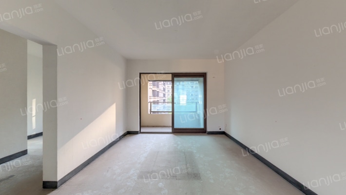 长滩原麓瑾园A区二手房实景图