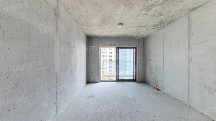 龙湖春江紫宸二手房实景图