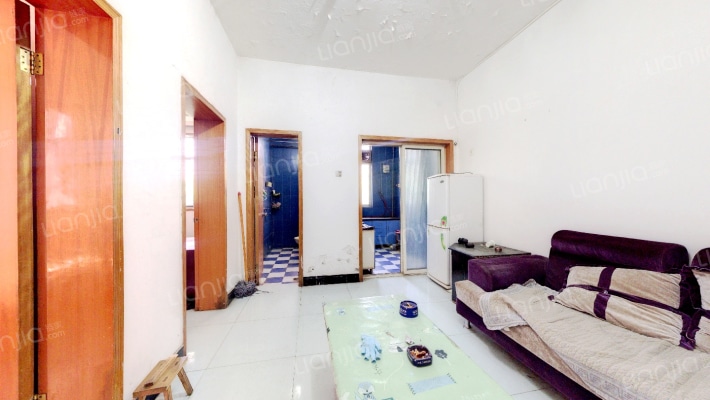 农贸集市大院二手房实景图