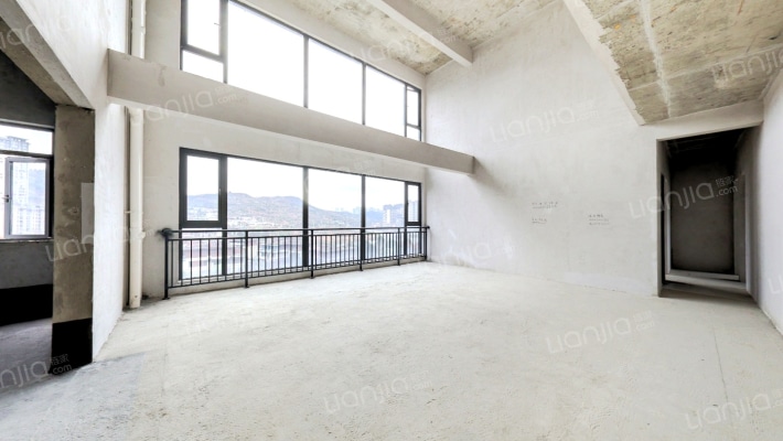 中天山水间二手房实景图