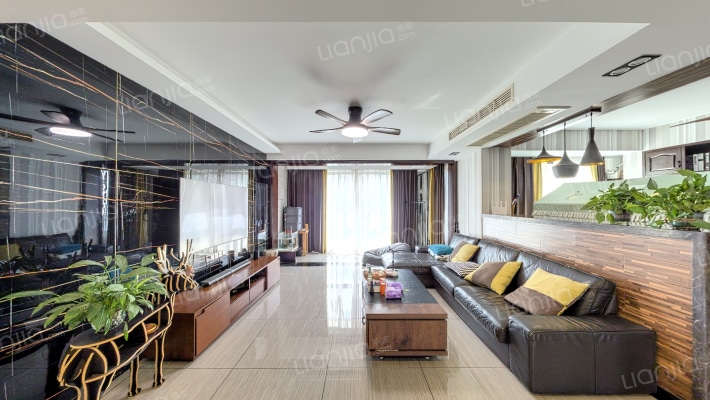 海天云桥二手房实景图