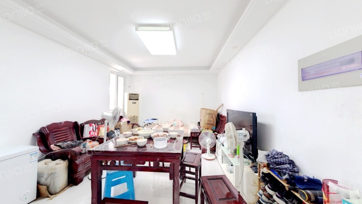 阳澄湖畔花苑三区二手房实景图