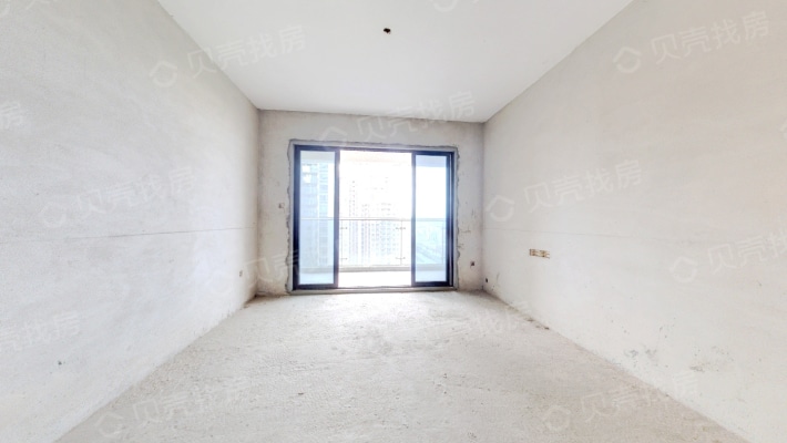 惠州博罗名巨山水城4室2厅113.31平米二手房报价138.5万，单价12224元/平米