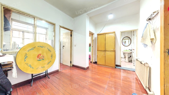 富工四街二手房实景图
