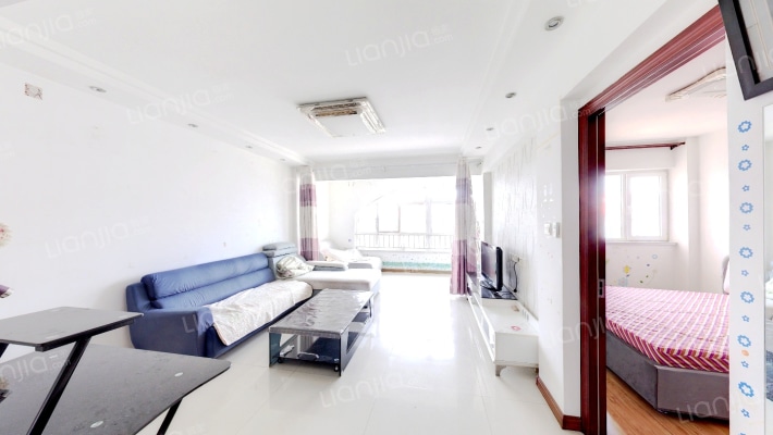 香槟小镇二手房实景图