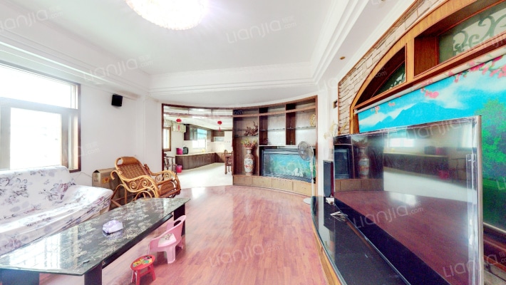 港台公寓二手房实景图