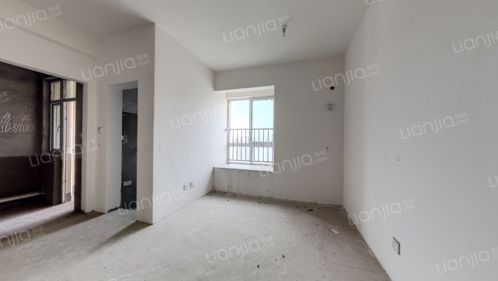 环湖雅居B区A组团二手房实景图