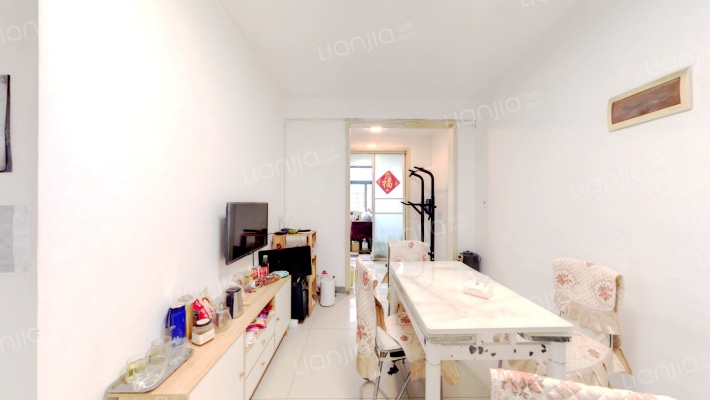 东美家园二手房实景图