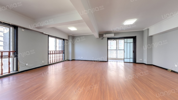 世纪颐园二手房实景图