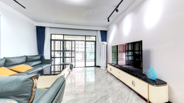 江河御龙世家二手房实景图