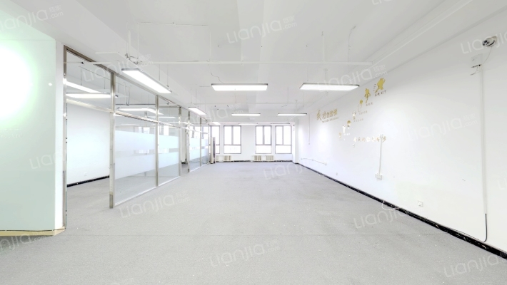 华润·凯旋门二手房实景图