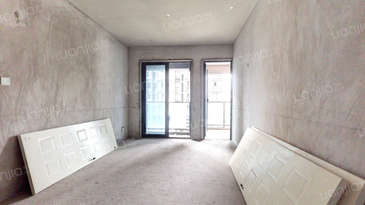 国富沙磁巷二手房实景图