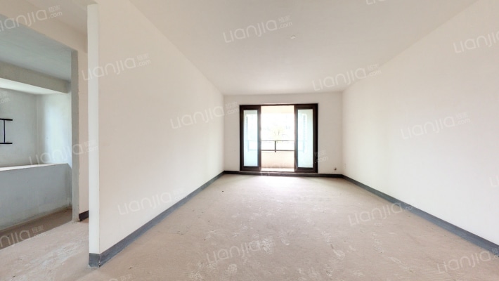 龙湖椿山2期1组团二手房实景图