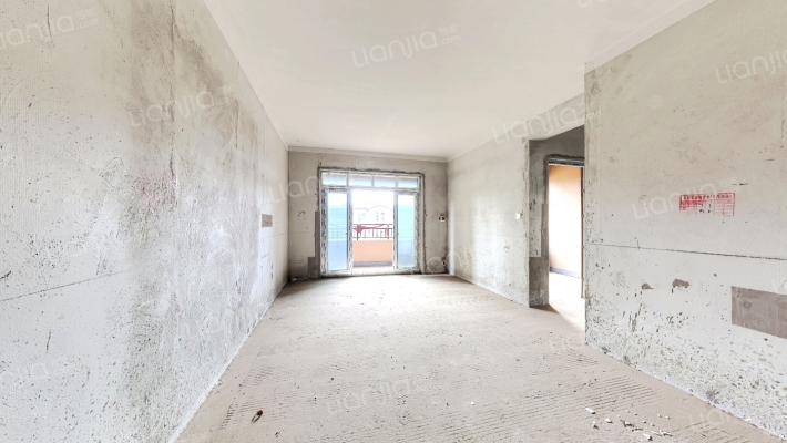 碧桂园翡翠城二手房实景图