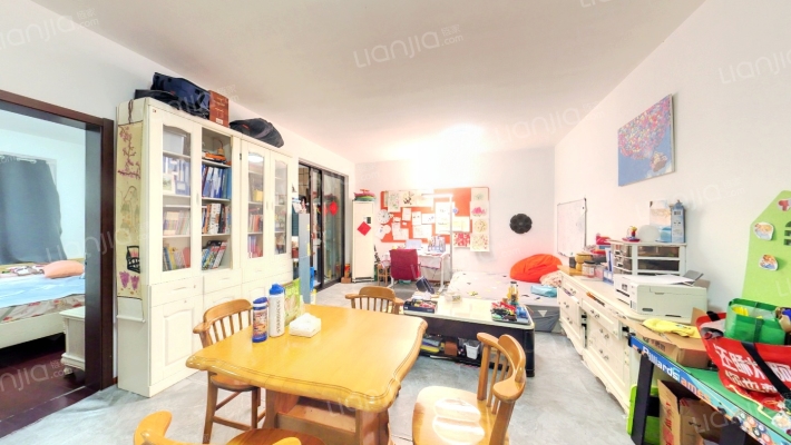 奥体新城青桐园二手房实景图