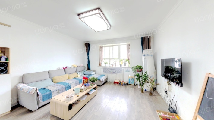 挚信樱花园二手房实景图