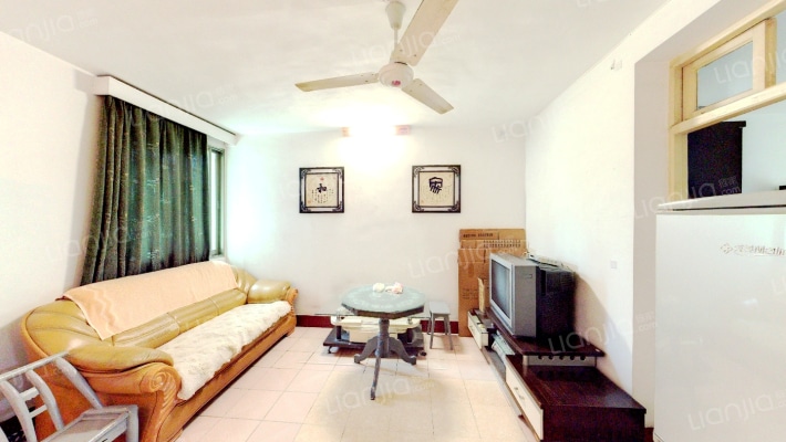 五金大楼二手房实景图