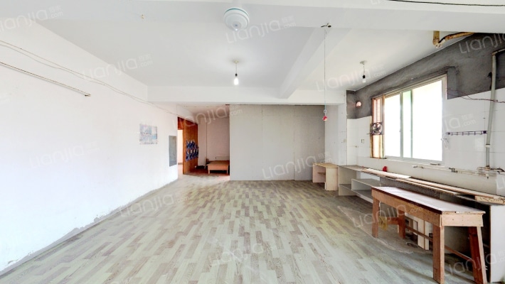 安泰花园二手房实景图