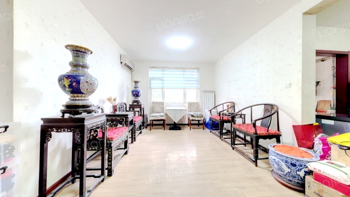 经纬嘉园西区二手房实景图