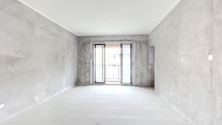 中建湖山印象湖岛墅二手房实景图