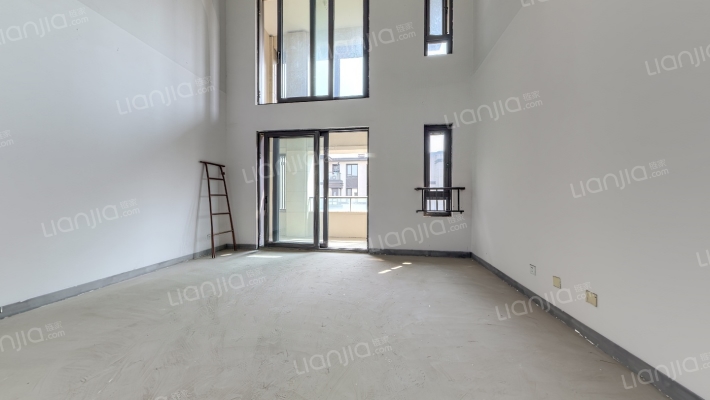 阅山居二手房实景图