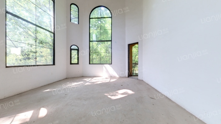 庆隆南山高尔夫国际社区橘香郡二手房实景图