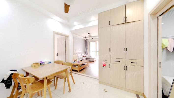 富力桃园C区二手房实景图