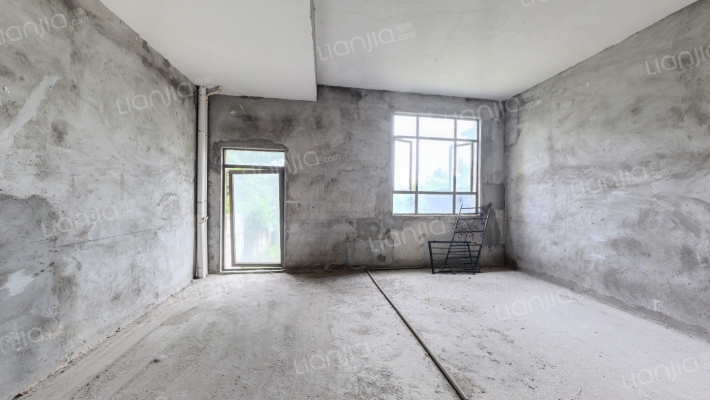 奥园一期五区索菲亚区二手房实景图