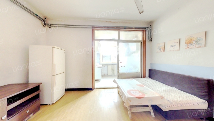 槐底单位宿舍二手房实景图