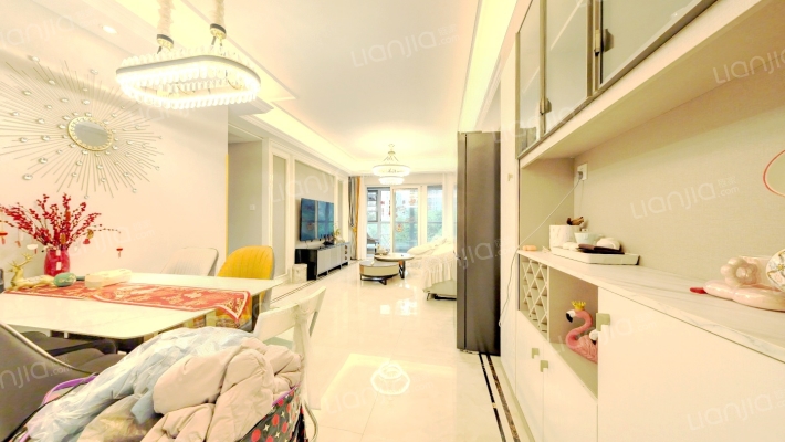 保利狮子湖红杉郡二手房实景图