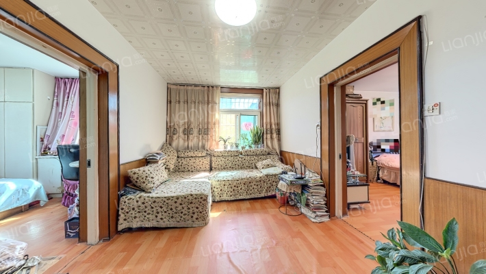 德华小区二手房实景图