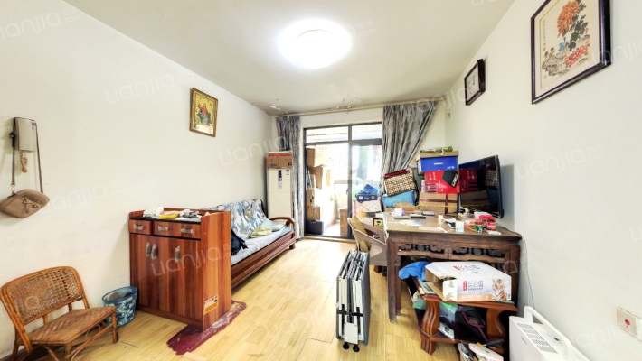 新高苑(三期)二手房实景图