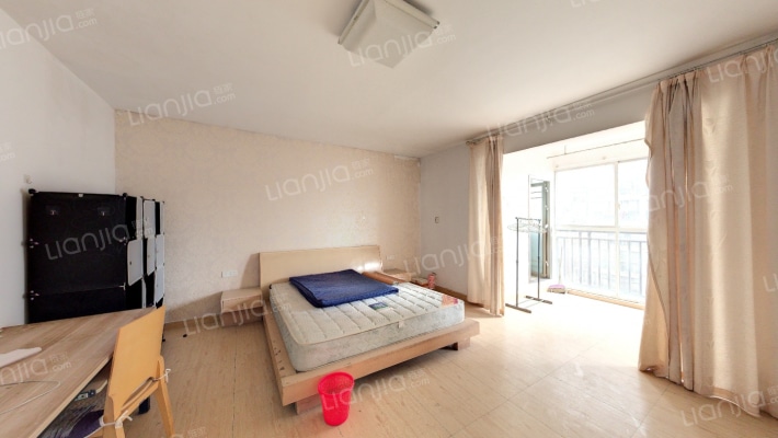 学府华庭二手房实景图